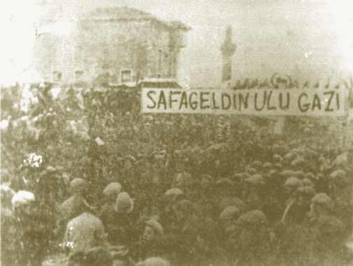 Atatrk’ bekleyen Edirne Halk